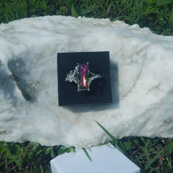 Rectangle shaped colorful stone ring. 7 &8 - Picture 5 of 8